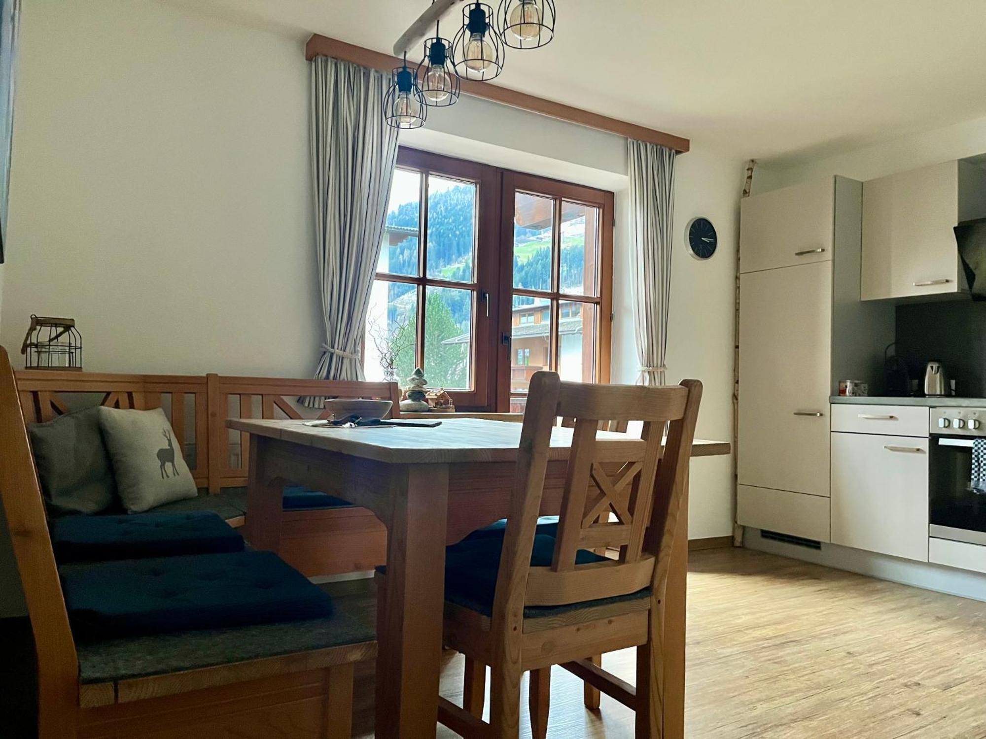 Apartments Emma, Zillertal, Tirol Kaltenbach Eksteriør billede